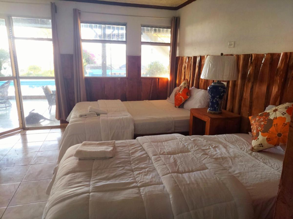 Loma Tranquila Aparthotel Pilas Exterior photo
