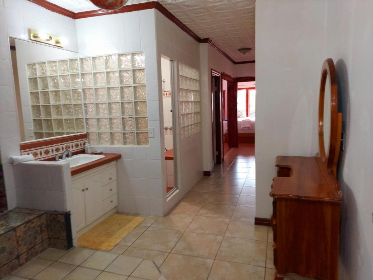 Loma Tranquila Aparthotel Pilas Exterior photo